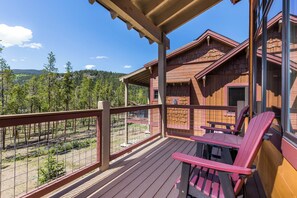 Villa (3 Bedrooms) | Property grounds