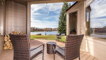 Bloc d'apartaments, 2 dormitoris | Balcó