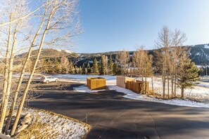 Villa (4 Bedrooms) | Exterior