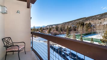 Condo, 2 quartos | Sacada