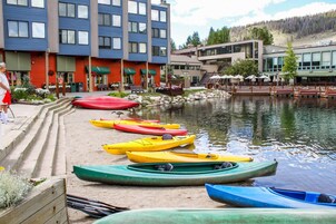 Íbúð - 1 svefnherbergi | Laug | Innilaug