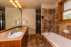 Townhome, 3 Bedrooms | Bathroom | Towels, soap, shampoo - Red Hawk Townhomes by Summit County Mountain Retreats (Keystone)