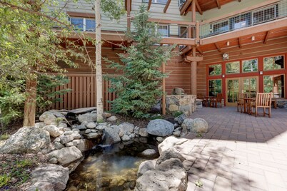 Jackpine Lodge by Summit County Mountain Retreats