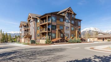 Condo, 3 Bedrooms | Exterior