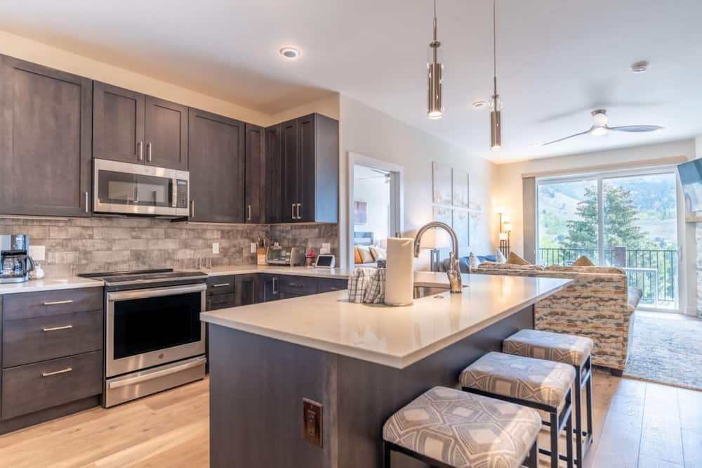 Sail Lofts by Summit County Mountain Retreats