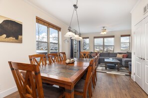 Villa (3 Bedrooms) | Spiseområde