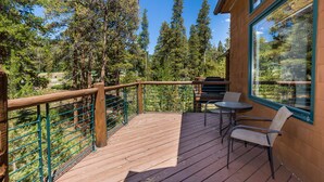 Maison mitoyenne, 3 chambres | Balcon