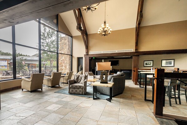 公寓 (2 Bedrooms) | 外觀