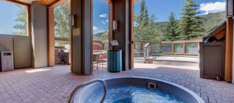 Buffalo Lodge by Summit County Mountain Retreats