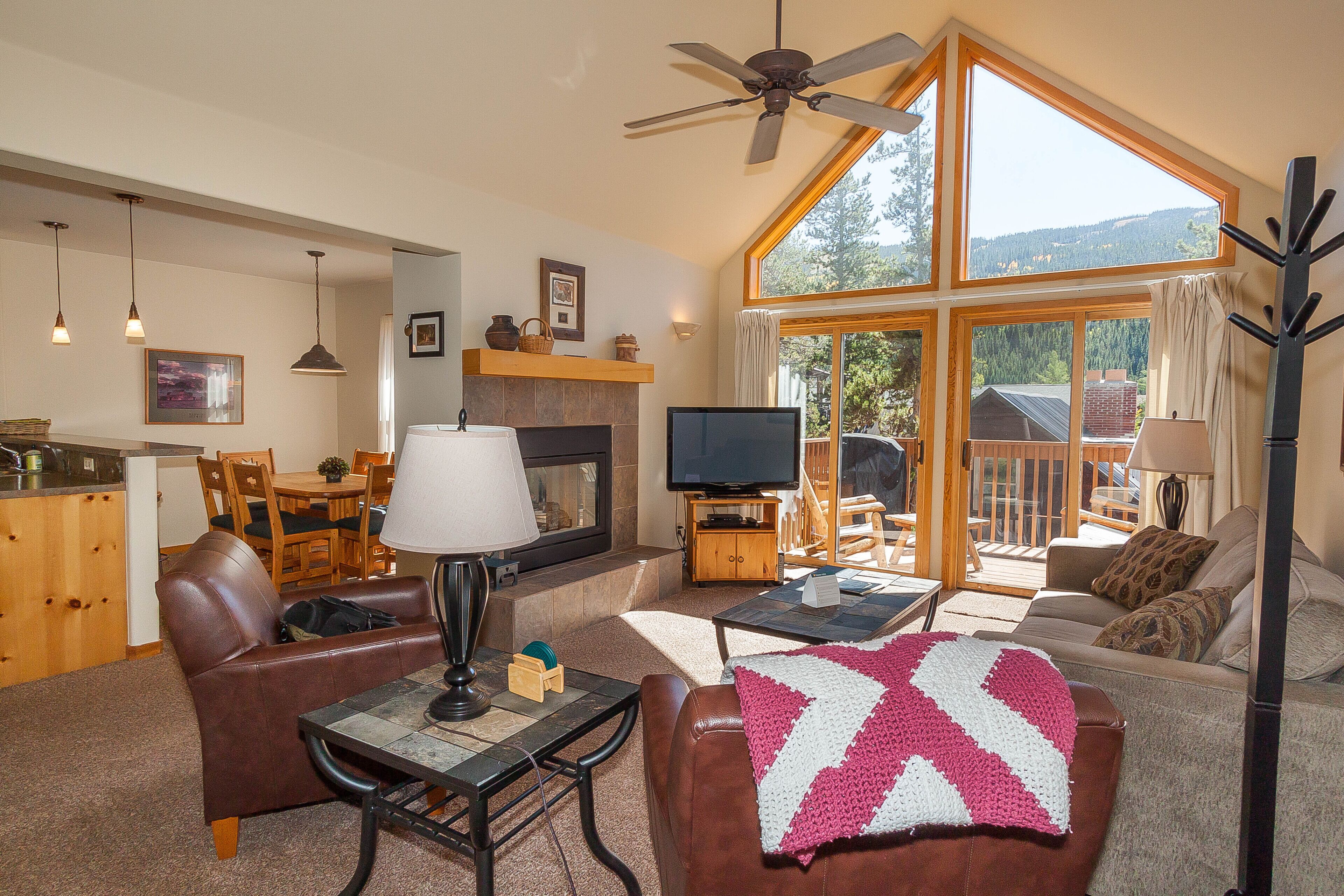 Townhome, 2 Bedrooms | Living room