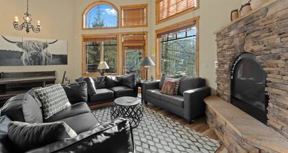 Rasor Court #20 by Summit County Mountain Retreats