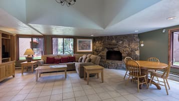 Apartment (2 Bedrooms) | Property amenity