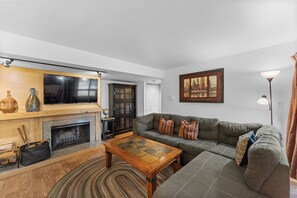 Apartment (2 Bedrooms) | Exterior