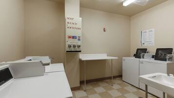 Condo (1 Bedroom) | Exterior