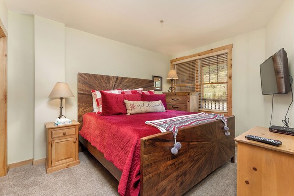 Condo (1 Bedroom) | Exterior