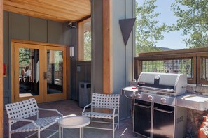 Condo (1 Bedroom) | Exterior