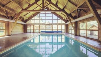 Innenpool, beheizter Pool