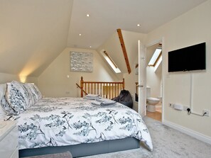 1 quarto, Wi-Fi de cortesia, roupa de cama