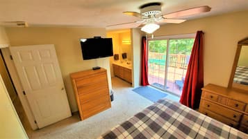 3 chambres, fer et planche à repasser, Wi-Fi, draps fournis