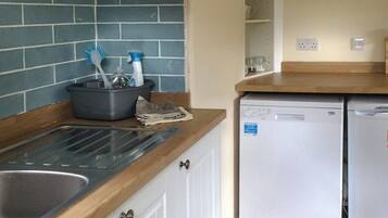 Dishwasher, high chair