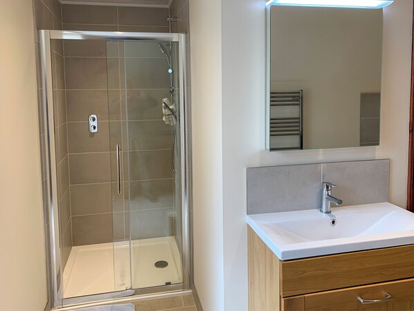 Unclassified image, 1 of 13, button