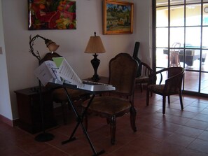 Interior - Luxury Home with Pool in the Best Neighborhood (Panama Pacifico)