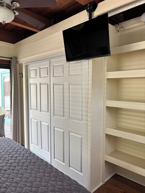 1 Schlafzimmer, Schreibtisch, Bügeleisen/Bügelbrett, kostenloses WLAN