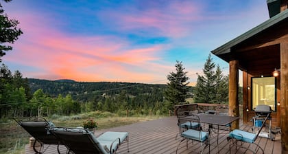 Solar pwd Peaceful Mtn Retreat~fire pit~Ev charger~cornhole~foosball~starlink~AC