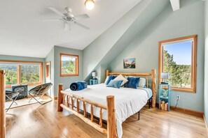 3 bedrooms, desk, iron/ironing board, WiFi