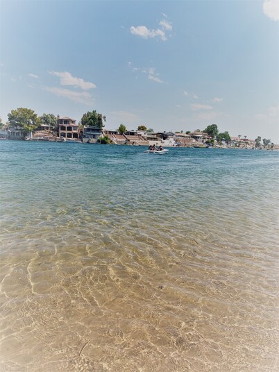 Full kitchen remodel & much more @ IT'S FIVE O' CLOCK SOMEWHERE!