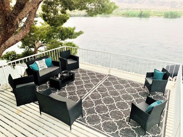 Terrace/patio - Full kitchen remodel & much more @ IT'S FIVE O' CLOCK SOMEWHERE!  (Bullhead City)