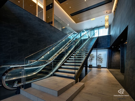 Property entrance. Daiwa Roynet Hotel Kanazawa-eki Nishiguchi