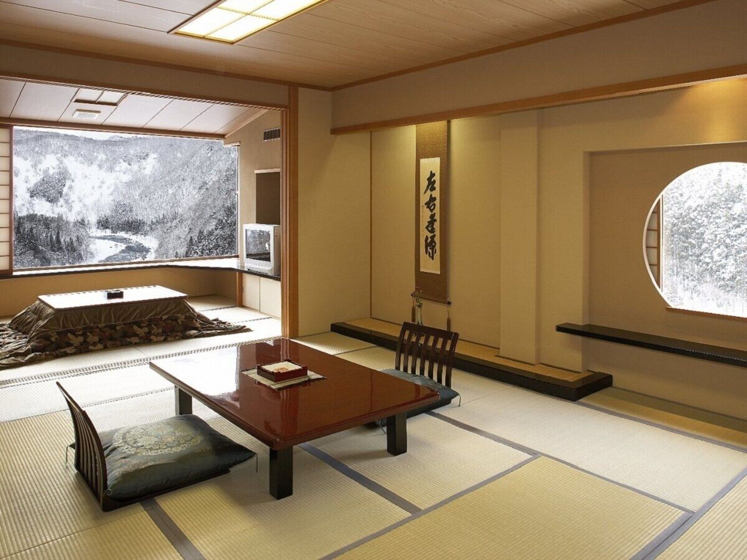 [別館] 角部屋和室 渓谷側 (峰山) | セーフティボックス (室内)