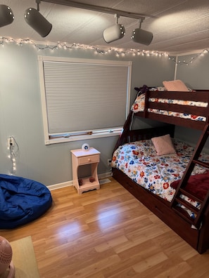 3 habitaciones, wifi gratis y ropa de cama