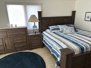3 bedrooms, free WiFi, bed sheets - Lake Cottage (Lowell)
