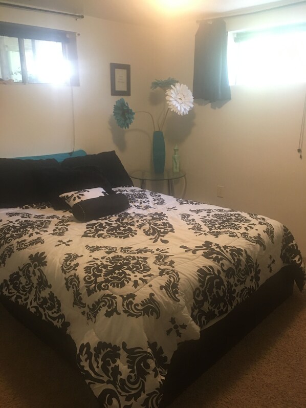 2 chambres, coffre-fort, bureau, accès au Wi-Fi (inclus)