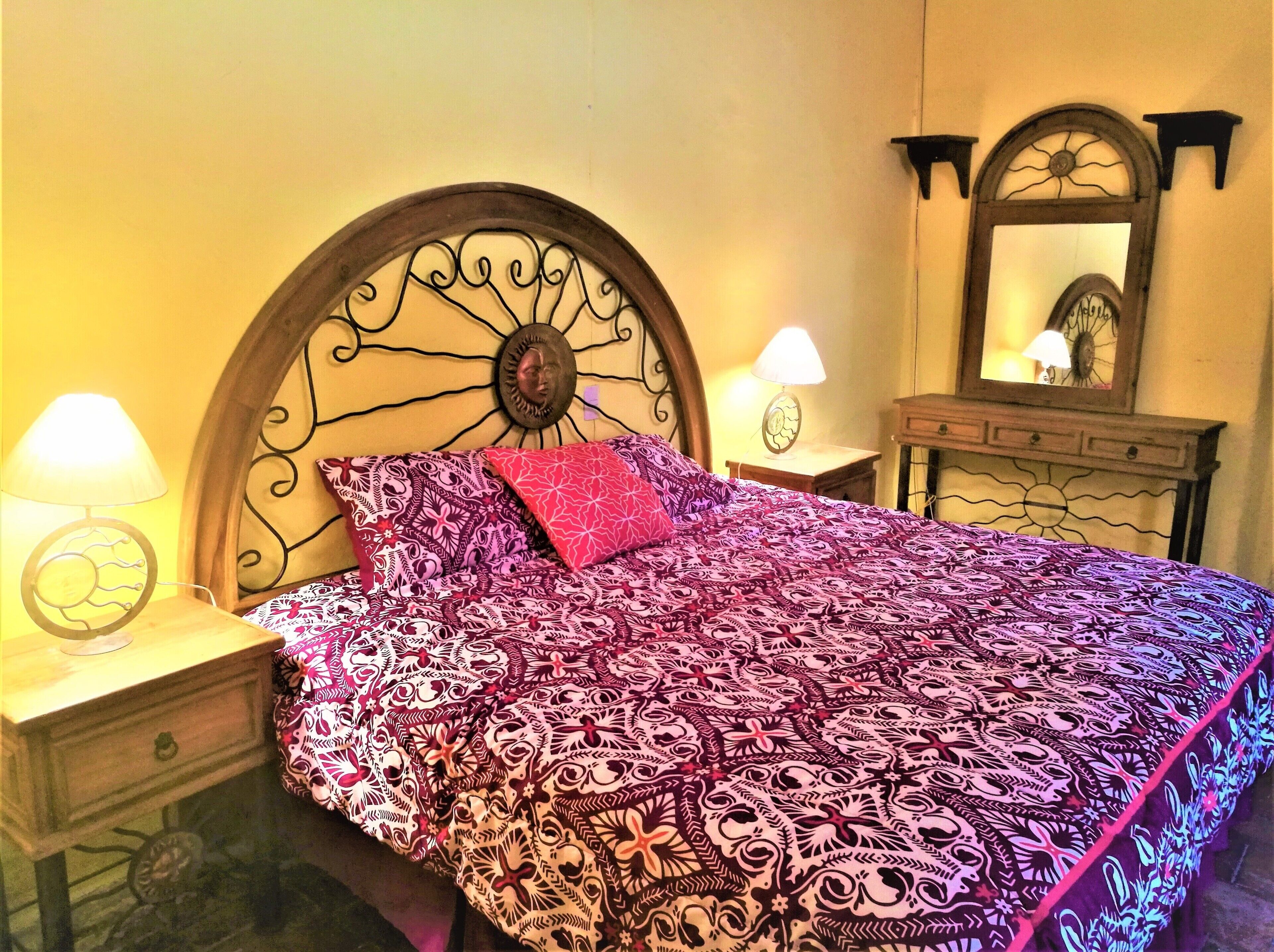 3 室のベッドルーム、アイロン / アイロン台、WiFi (無料)、ベッドシーツ