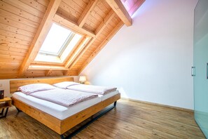 1 bedroom, in-room safe, soundproofing, iron/ironing board