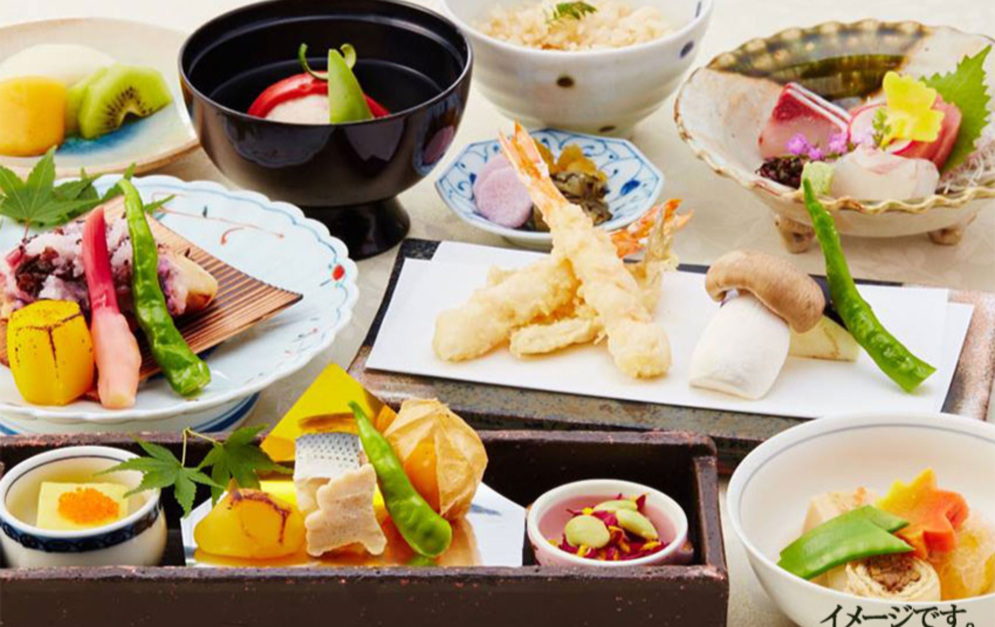 3 restaurants, breakfast served