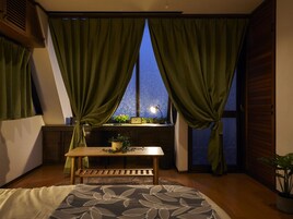 Apartment, Non Smoking | Desk, iron/ironing board, free WiFi