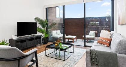 Little Grenfell Apartments by Urban Rest