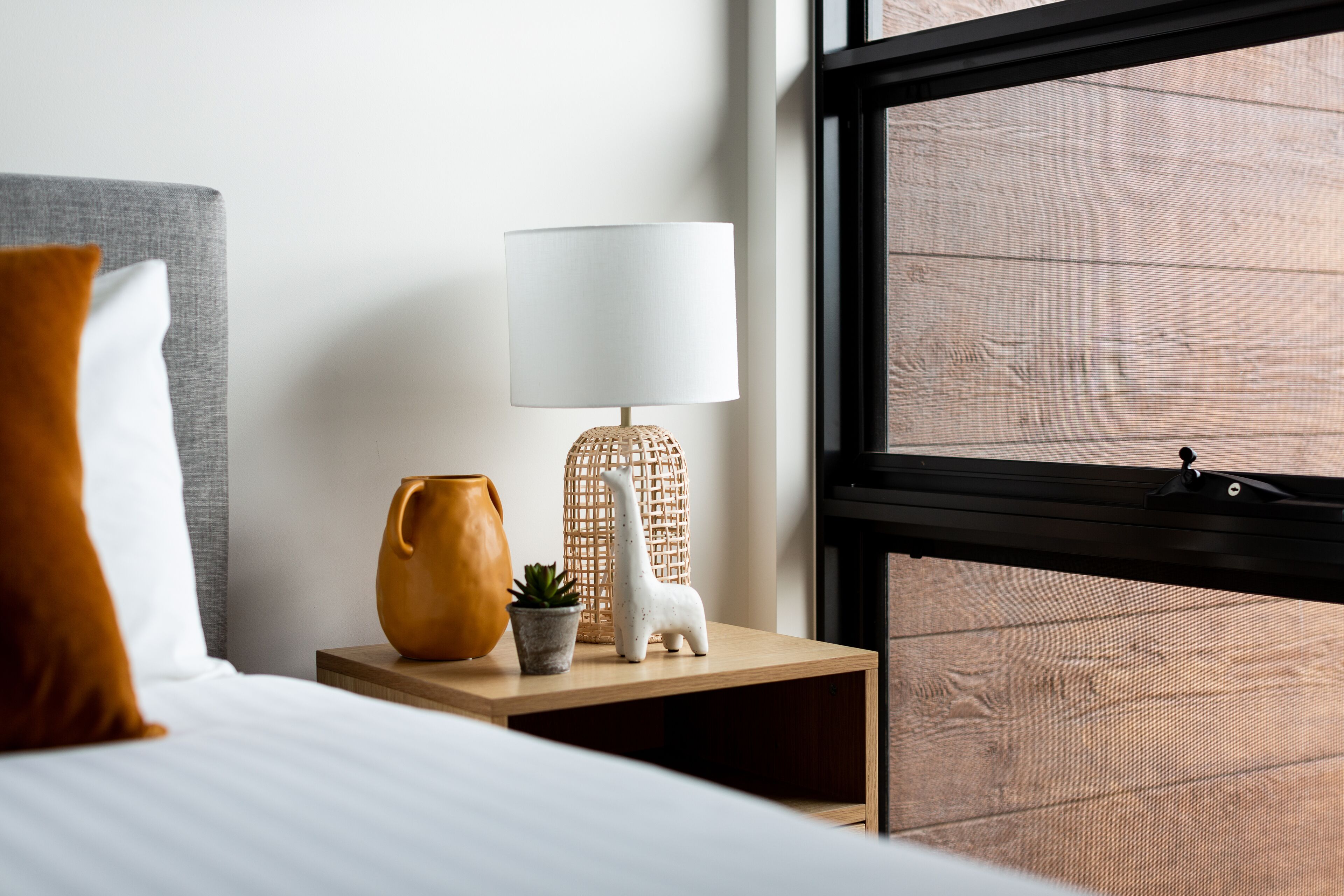 Three Bedroom Townhouse With Parking | 3 bilik tidur, dihias secara berasingan 