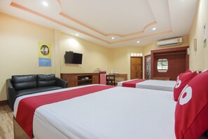 Family Suite | 1 bedroom, desk, free WiFi, bed sheets - OYO 75331 Hareeya Hotel (Takua Thung)