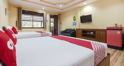 OYO 75331 Hareeya Hotel