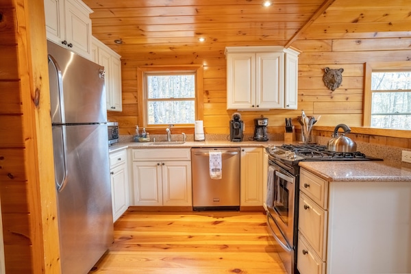 Frigorífic, microones, forn i placa de cuina