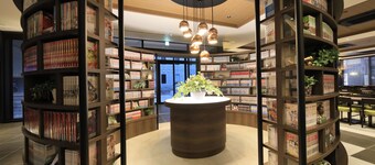 Quintessa Hotel Fukuoka Tenjin Comic & Books