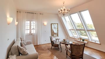Panorama Suite | Living area