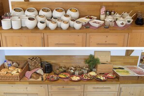 Desayuno buffet incluido todos los días