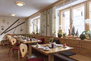 Dagelijks ontbijtbuffet inbegrepen