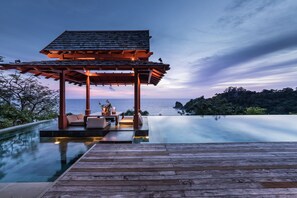 Villa | Terrace/patio - Baan Santisuk 5 Bedroom (Kamala)
